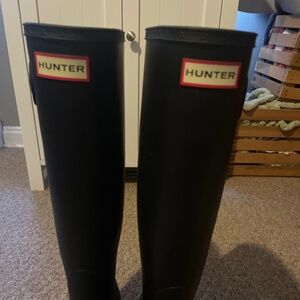 Hunter booty